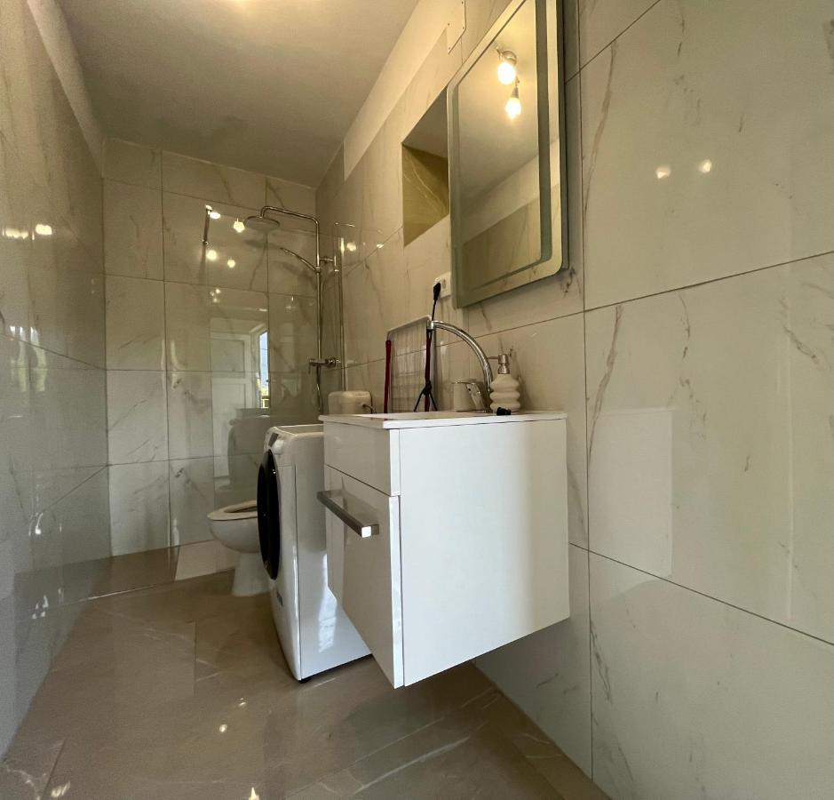 בובק Pearl Apartment מראה חיצוני תמונה